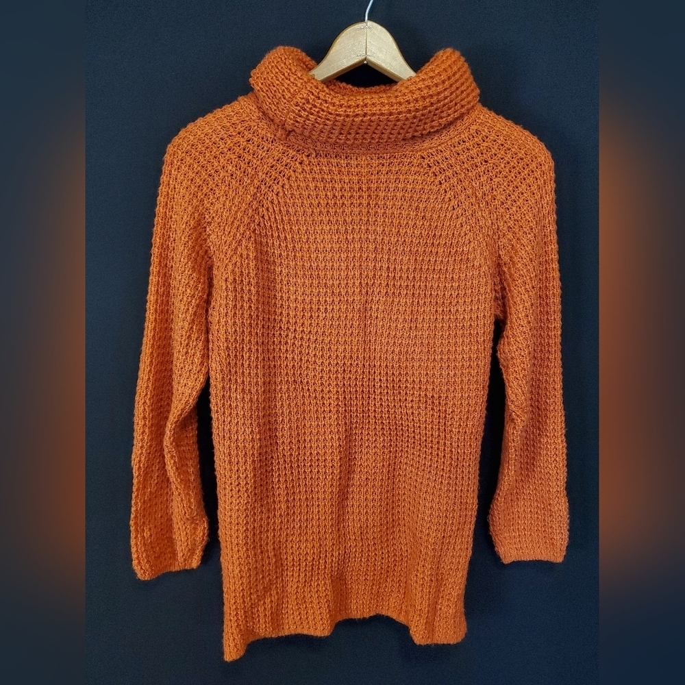 Cozy Orange Knit Sweater with Button Detail - Picture 5 of 7